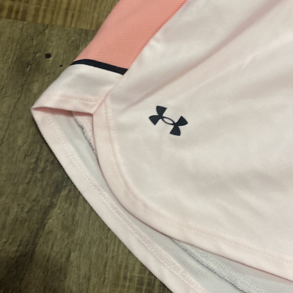 Womens Under Armour Shorts - Picture 3 of 10